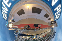 Reverse of the other 360 shot