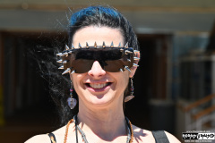 Metal glasses