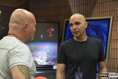 Joe Satriani in the art gallery