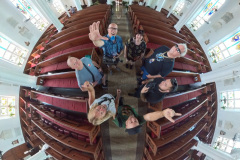 360 shot inside a church