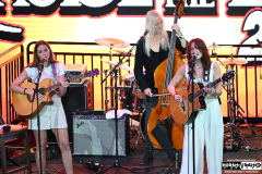 The Beggs Sisters