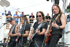 Winger