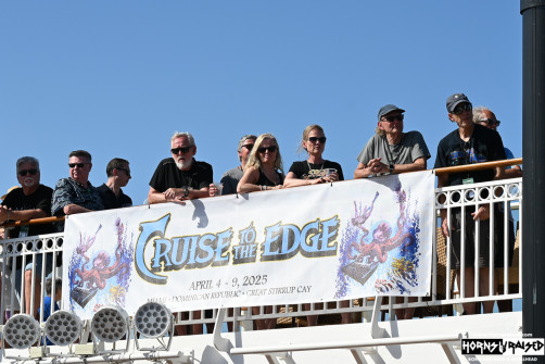 Fans watching Saga as we sail away