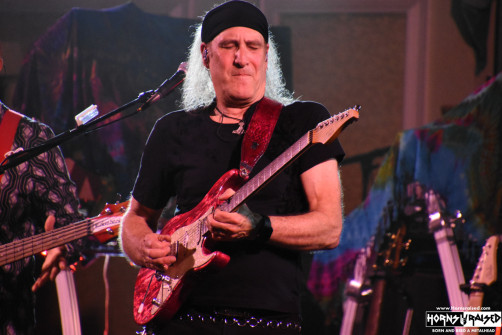 Alan Hewitt & One Nation