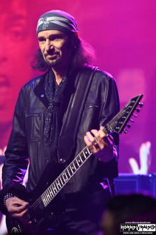 KISS Cancer Goodbye III