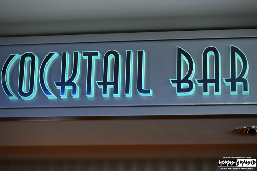 Cocktail bar