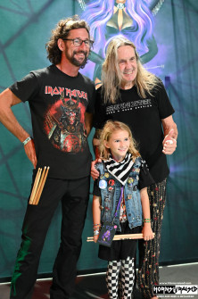Nicko McBrain after show photo experience
